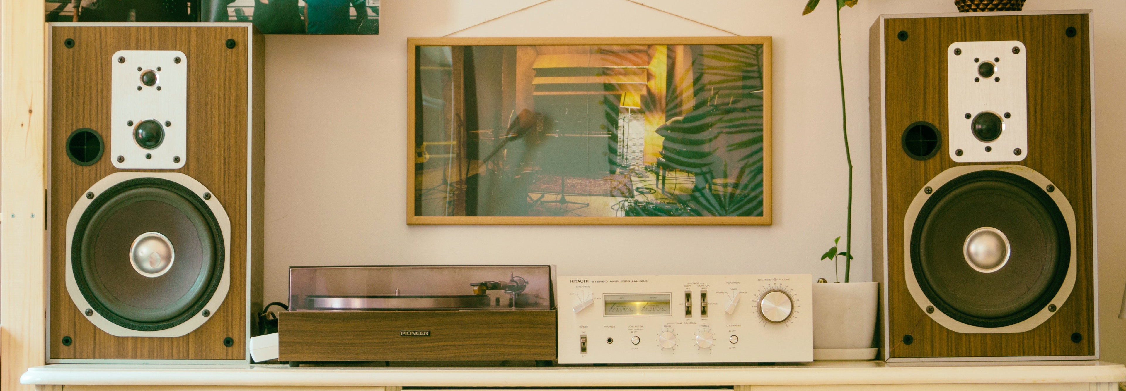 audio stero system with speakers